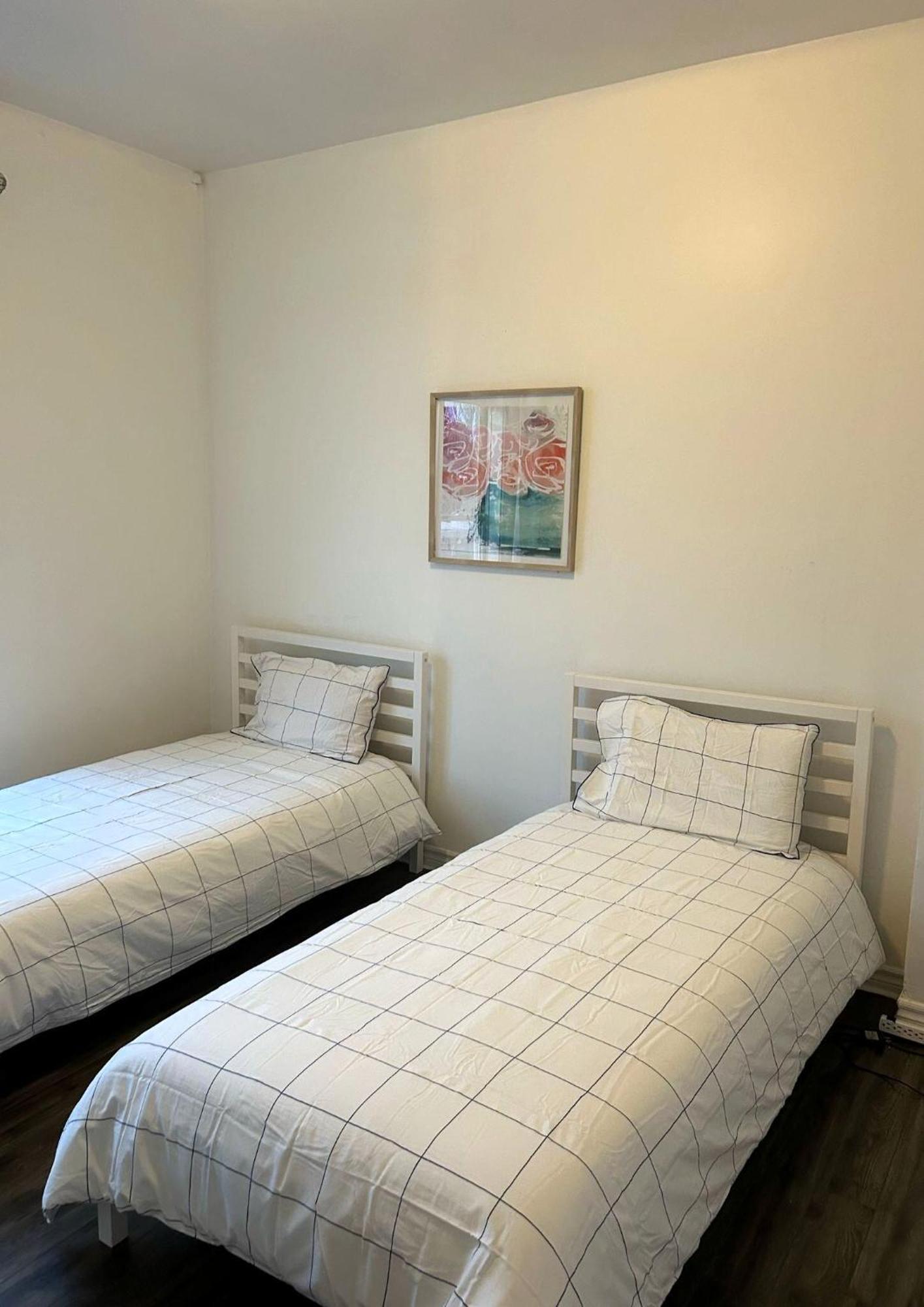Chez Mont Royal Apartments! Montreal Bagian luar foto