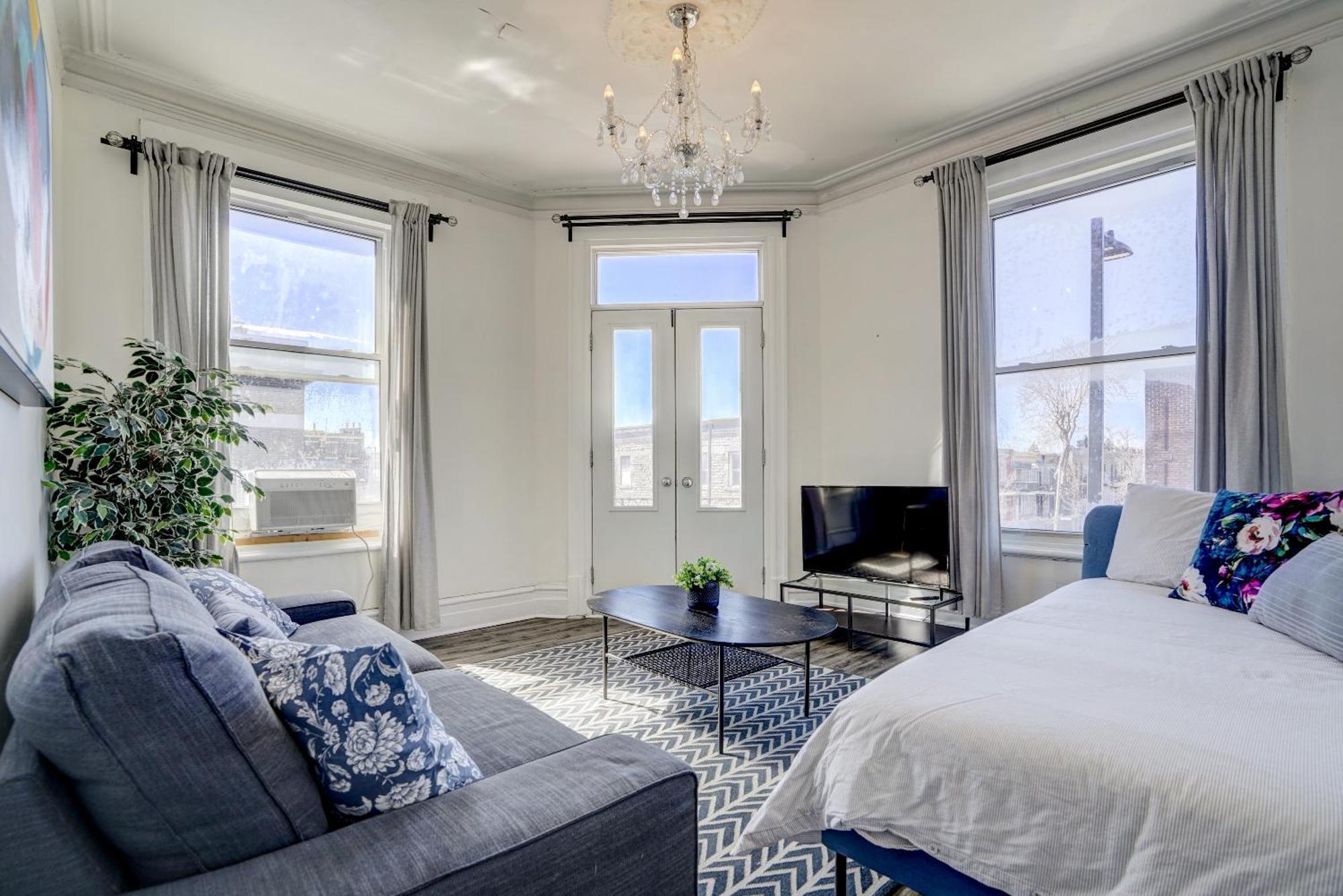 Chez Mont Royal Apartments! Montreal Bagian luar foto